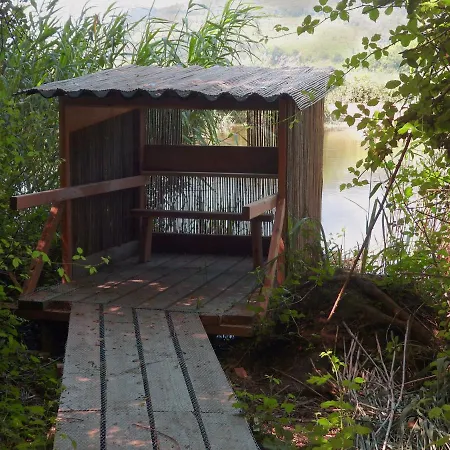 Urdaibai Bird Center Hotel *