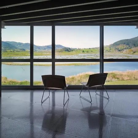 Urdaibai Bird Center * Gautegiz Arteaga