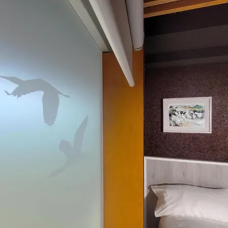 מלון Urdaibai Bird Center *